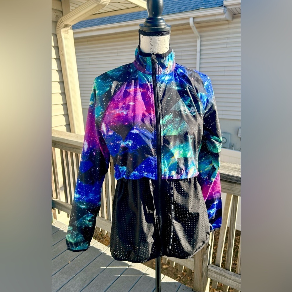 Fila Sport Galaxy Running Windbreaker Jacket Women’s EUC!​​ - Picture 3 of 9
